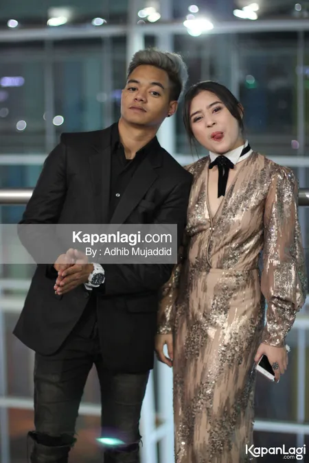 Foto Prilly Latuconsina