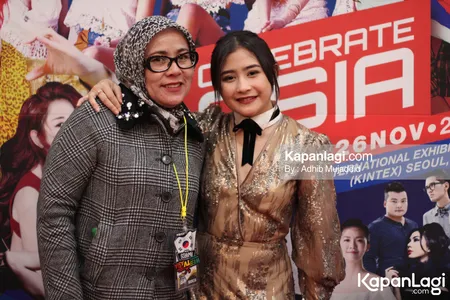 Foto Prilly Latuconsina