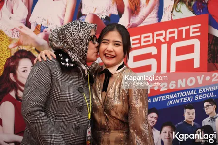 Foto Prilly Latuconsina