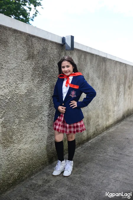 Foto Prilly Latuconsina