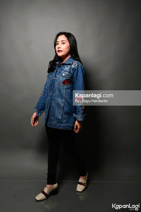 Foto Prilly Latuconsina