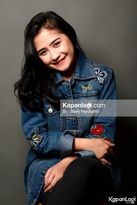 Foto Prilly Latuconsina. Nomor Foto: 653