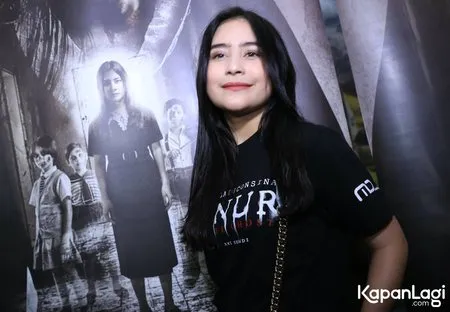 Foto Prilly Latuconsina