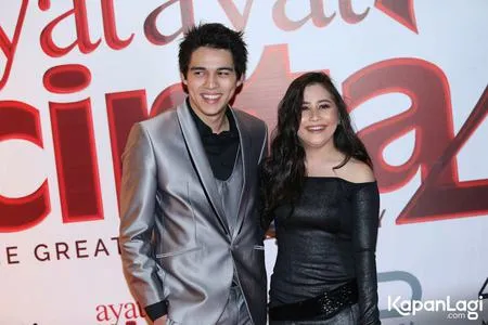 Foto Prilly Latuconsina