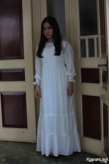 Foto Prilly Latuconsina