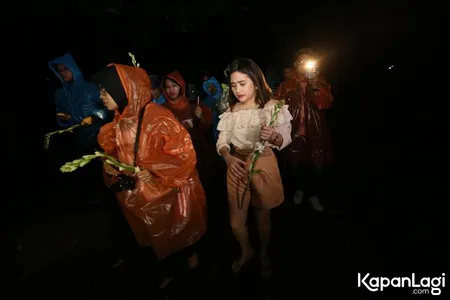 Foto Prilly Latuconsina