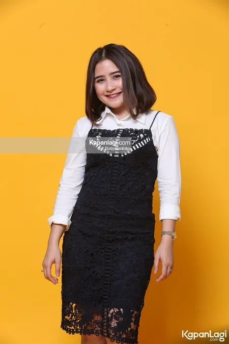 Foto Prilly Latuconsina