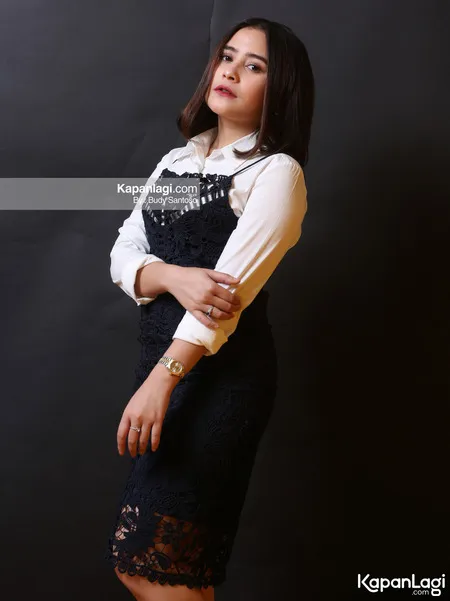 Foto Prilly Latuconsina