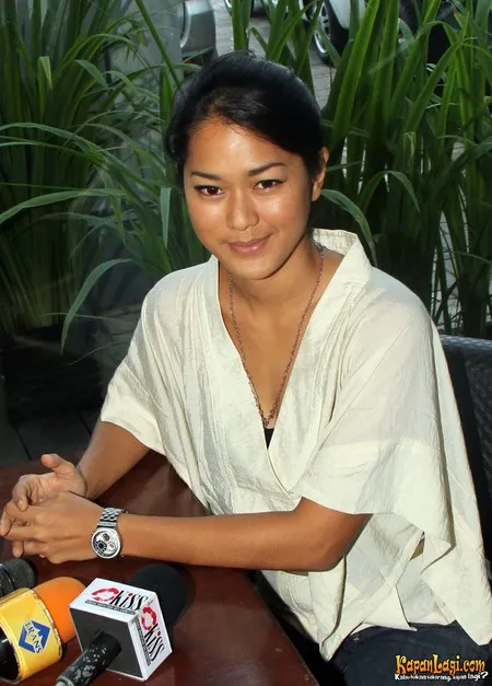 Foto Prisia Nasution