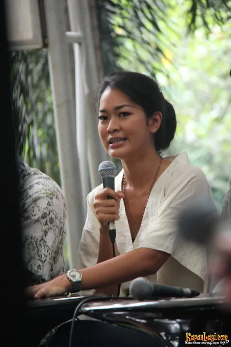 Foto Prisia Nasution