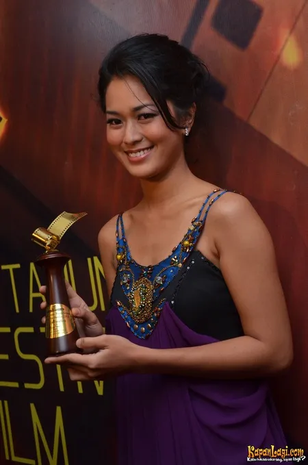 Foto Prisia Nasution