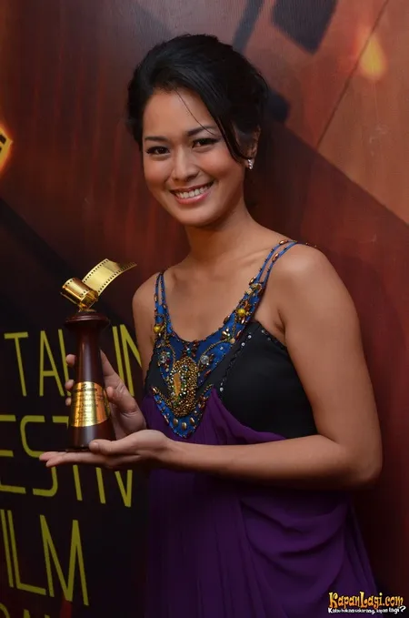 Foto Prisia Nasution