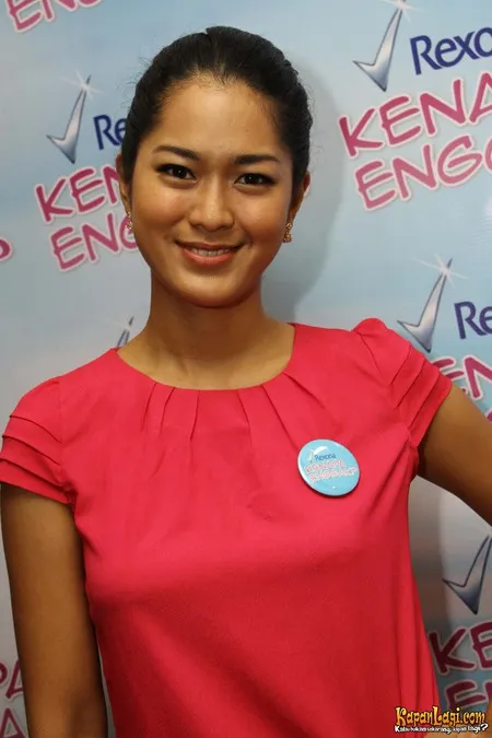 Foto Prisia Nasution