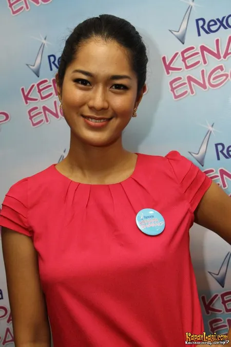 Foto Prisia Nasution