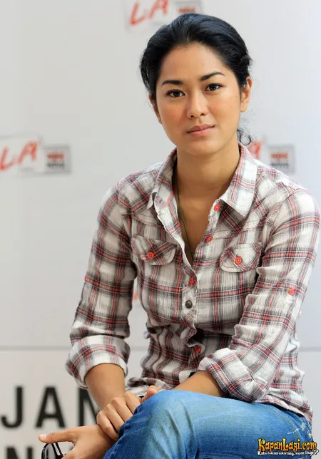 Foto Prisia Nasution