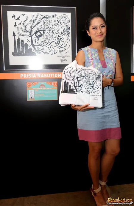 Foto Prisia Nasution
