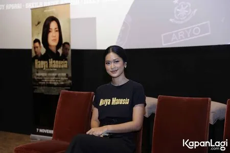 Foto Prisia Nasution