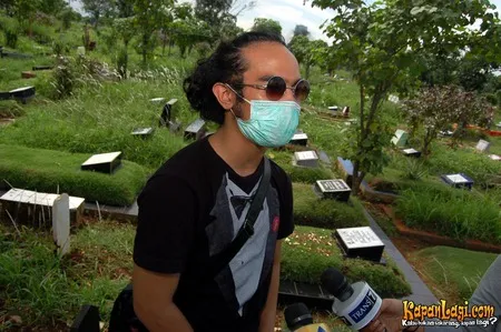 Foto Priya Kuburan Band