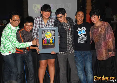 Foto Project Pop