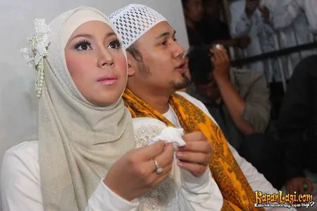 Foto Puput Melati