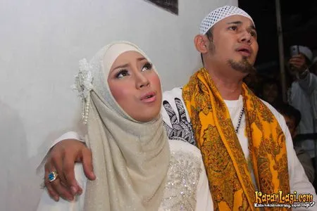 Foto Puput Melati