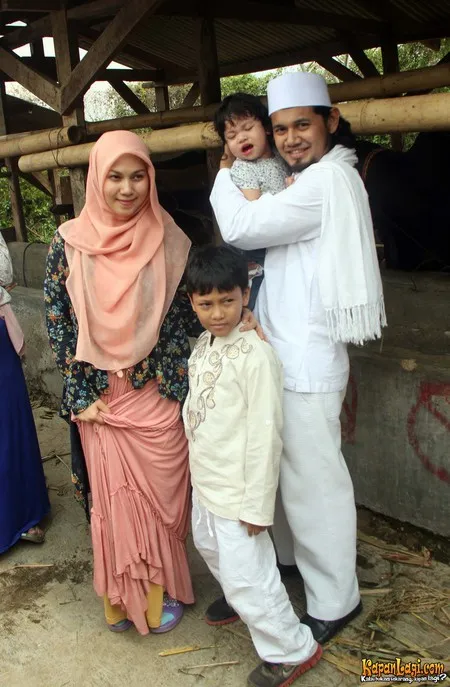 Foto Puput Melati