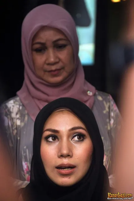 Foto Puput Melati