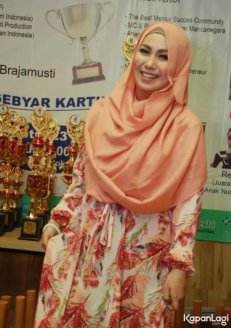 Foto Puput Melati