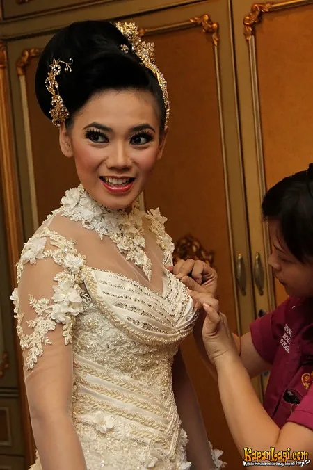 Foto Purie Mahadewi