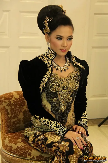 Foto Purie Mahadewi