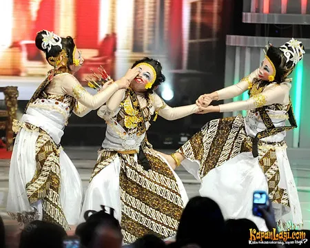 Foto Purwa Kembar