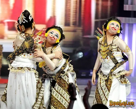 Foto Purwa Kembar