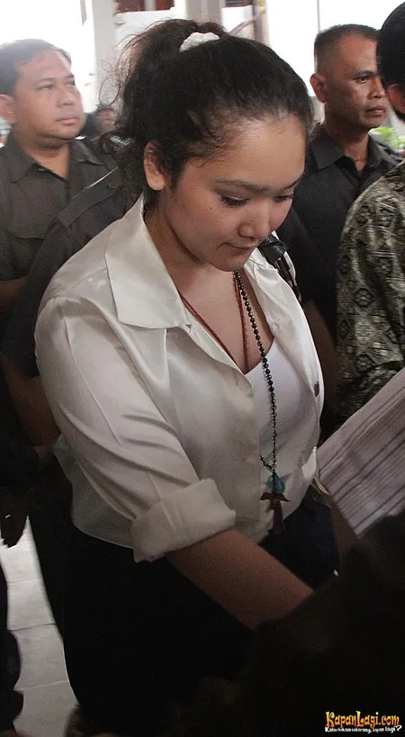 Foto Putri Aryani Haryo Wibowo