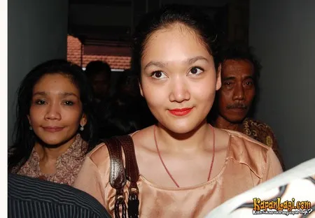 Foto Putri Aryani Haryo Wibowo