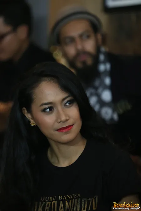 Foto Putri Ayudya