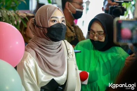 Foto Putri Delina