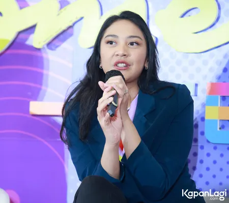 Foto Putri Tanjung