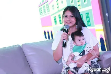 Foto Putri Titian