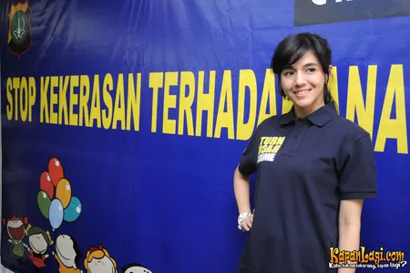 Foto Putri Una Astari