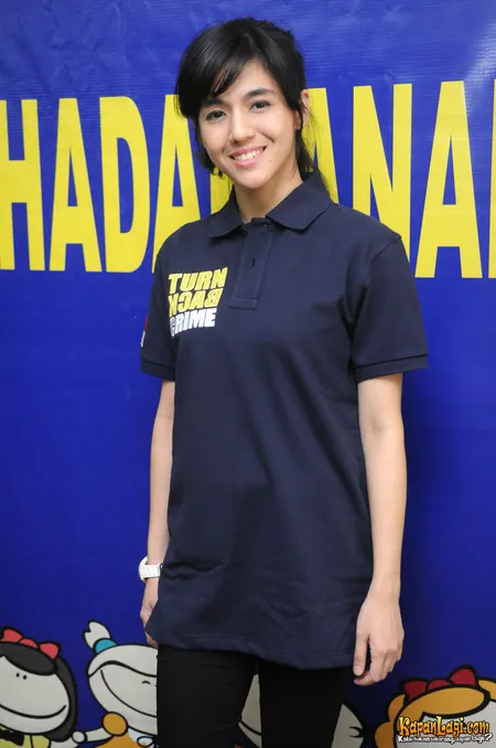 Foto Putri Una Astari