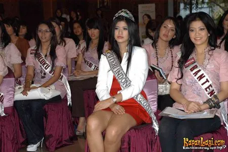 Foto Qory Sandioriva. Nomor Foto: 228