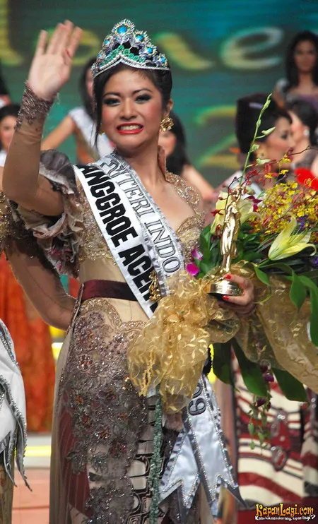 Foto Qory Sandioriva