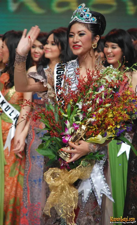 Foto Qory Sandioriva