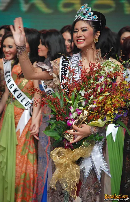 Foto Qory Sandioriva