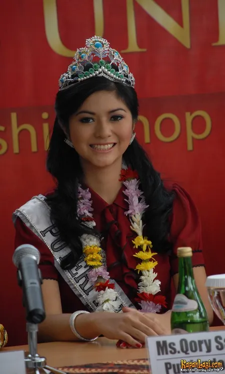 Foto Qory Sandioriva