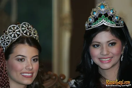 Foto Qory Sandioriva