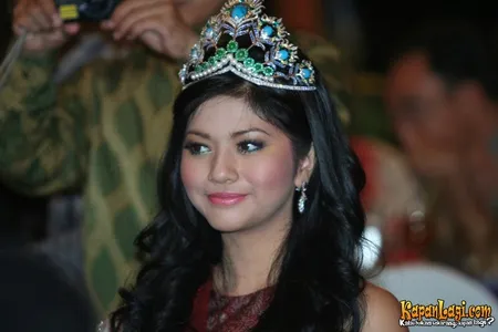 Foto Qory Sandioriva