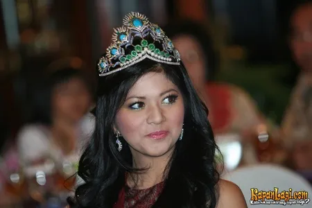 Foto Qory Sandioriva