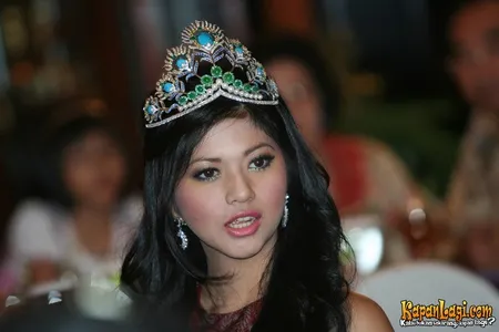 Foto Qory Sandioriva