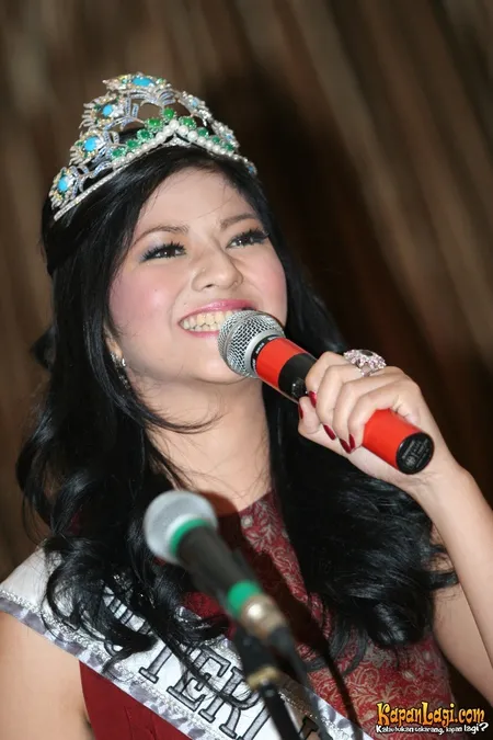 Foto Qory Sandioriva